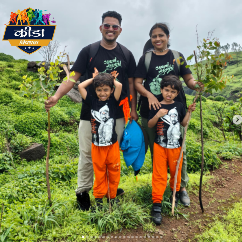गड सर करणाऱ्या चिमुकल्या बहिणी – Twin Trekker Girls of Maharashtra