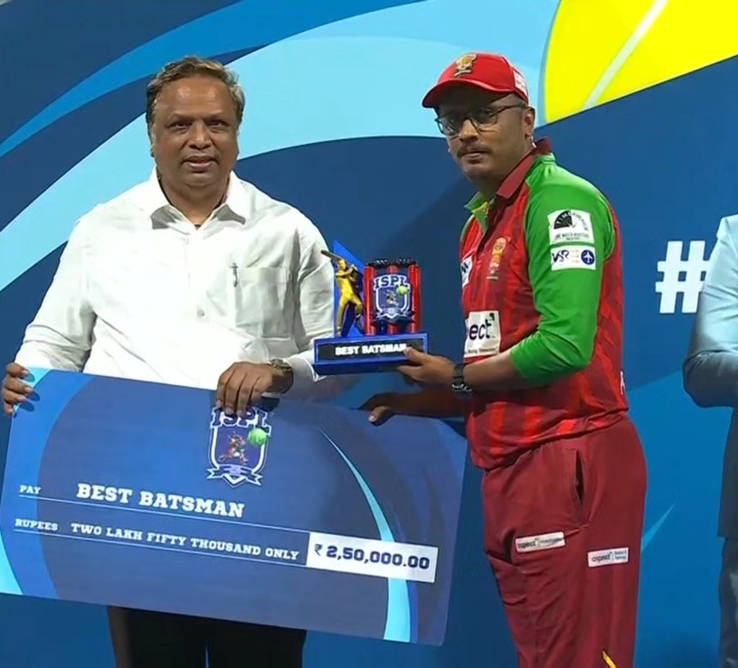 Best Batsman ISPL- Prathamesh Pawar.